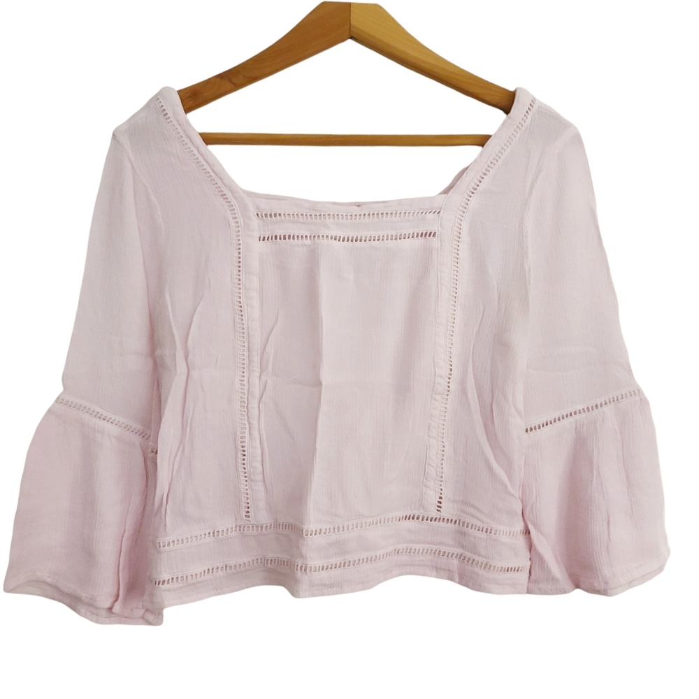 Forever 21 | Pink Crop Top 3/4 bell sleeve  size Medium